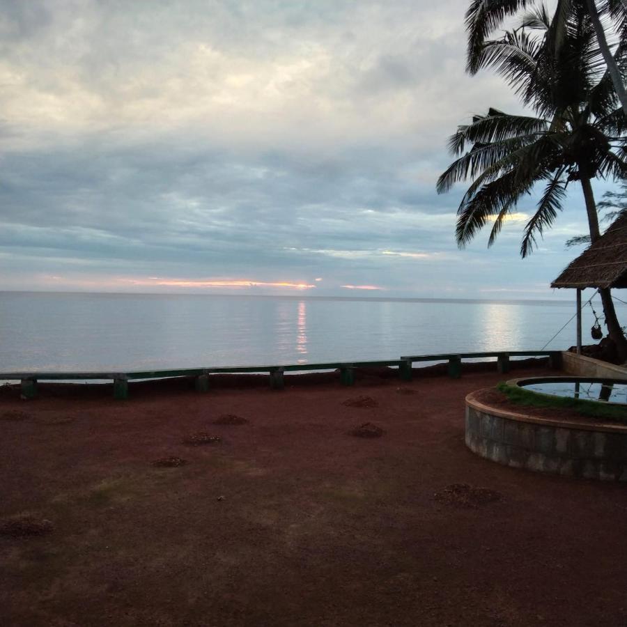 Seashore Beach Resort Варкала Экстерьер фото