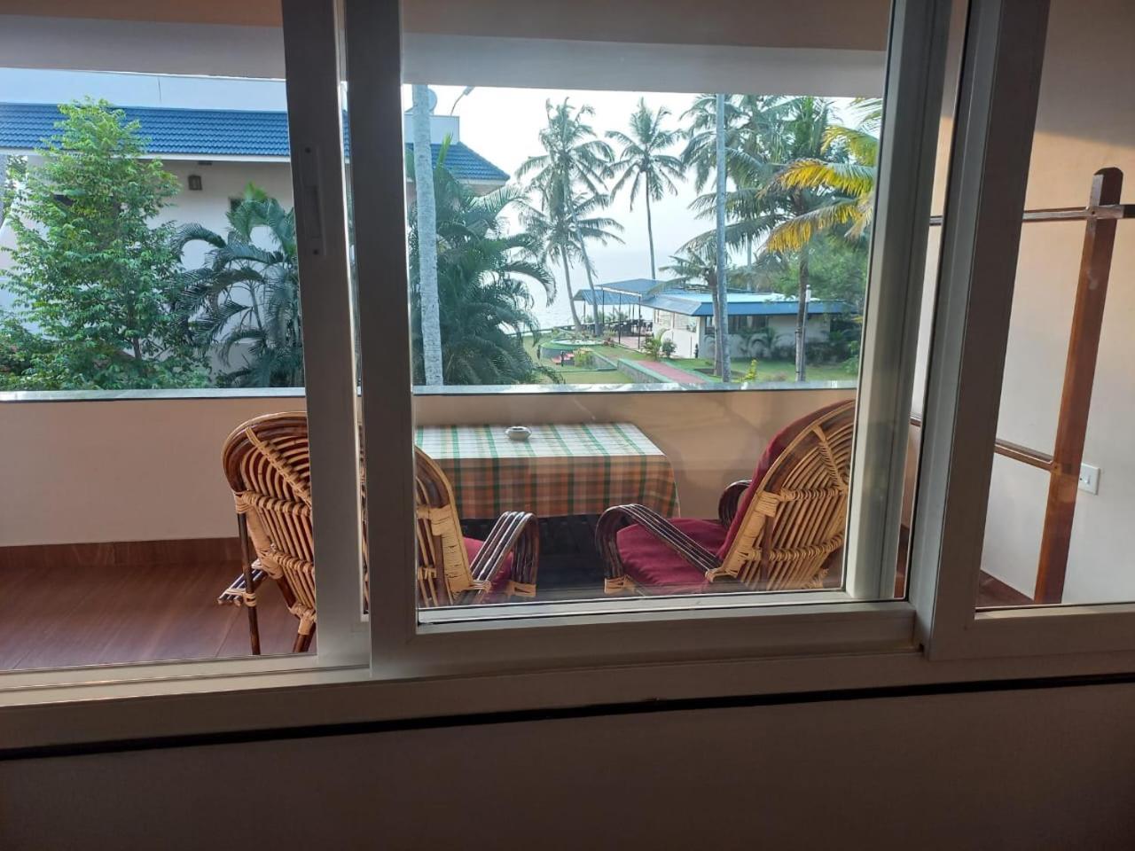 Seashore Beach Resort Варкала Экстерьер фото
