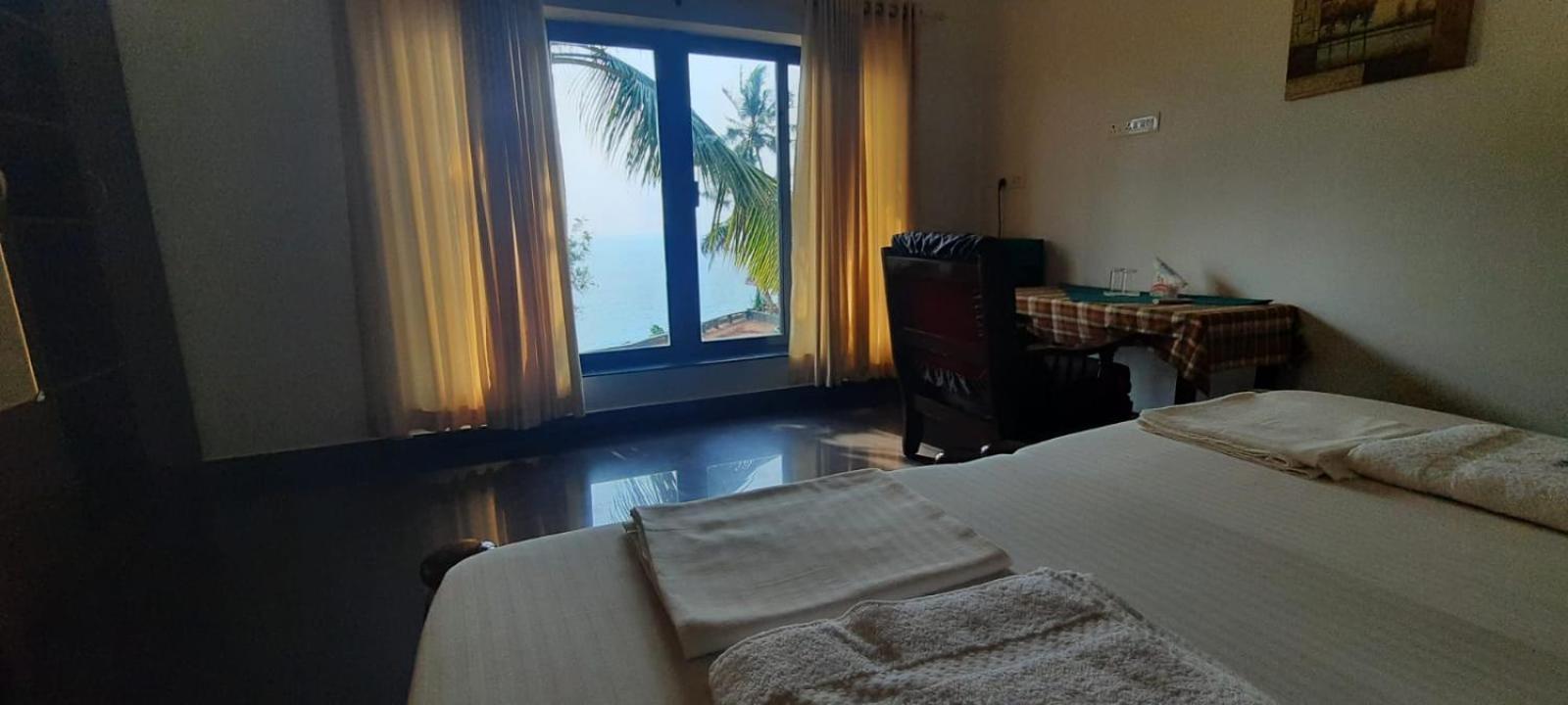 Seashore Beach Resort Варкала Экстерьер фото